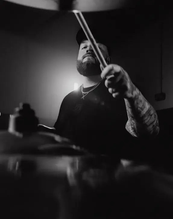 professional picture of Lloyd Drums